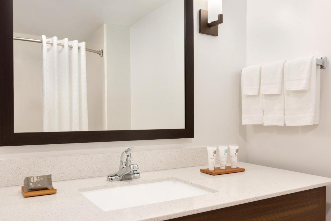 Country Inn & Suites By Radisson, Dfw Airport South, Tx Irving Eksteriør billede