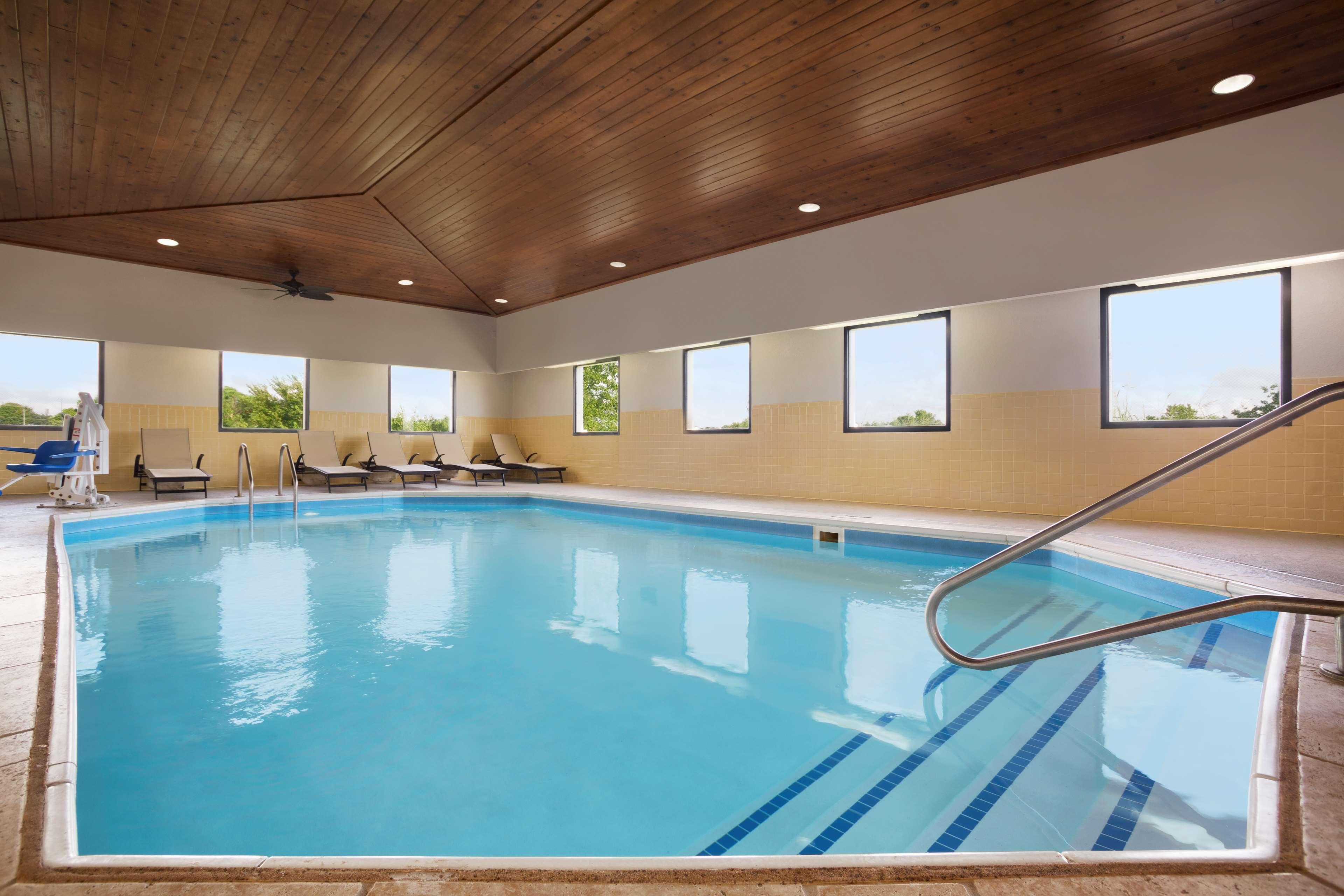 Country Inn & Suites By Radisson, Dfw Airport South, Tx Irving Eksteriør billede