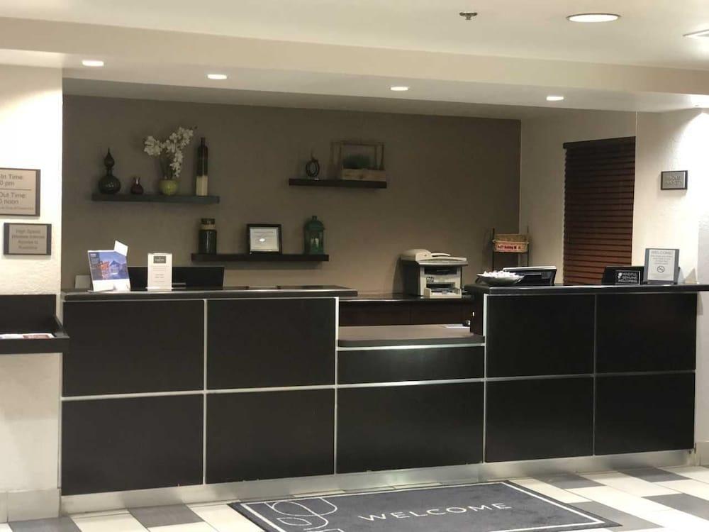 Country Inn & Suites By Radisson, Dfw Airport South, Tx Irving Eksteriør billede
